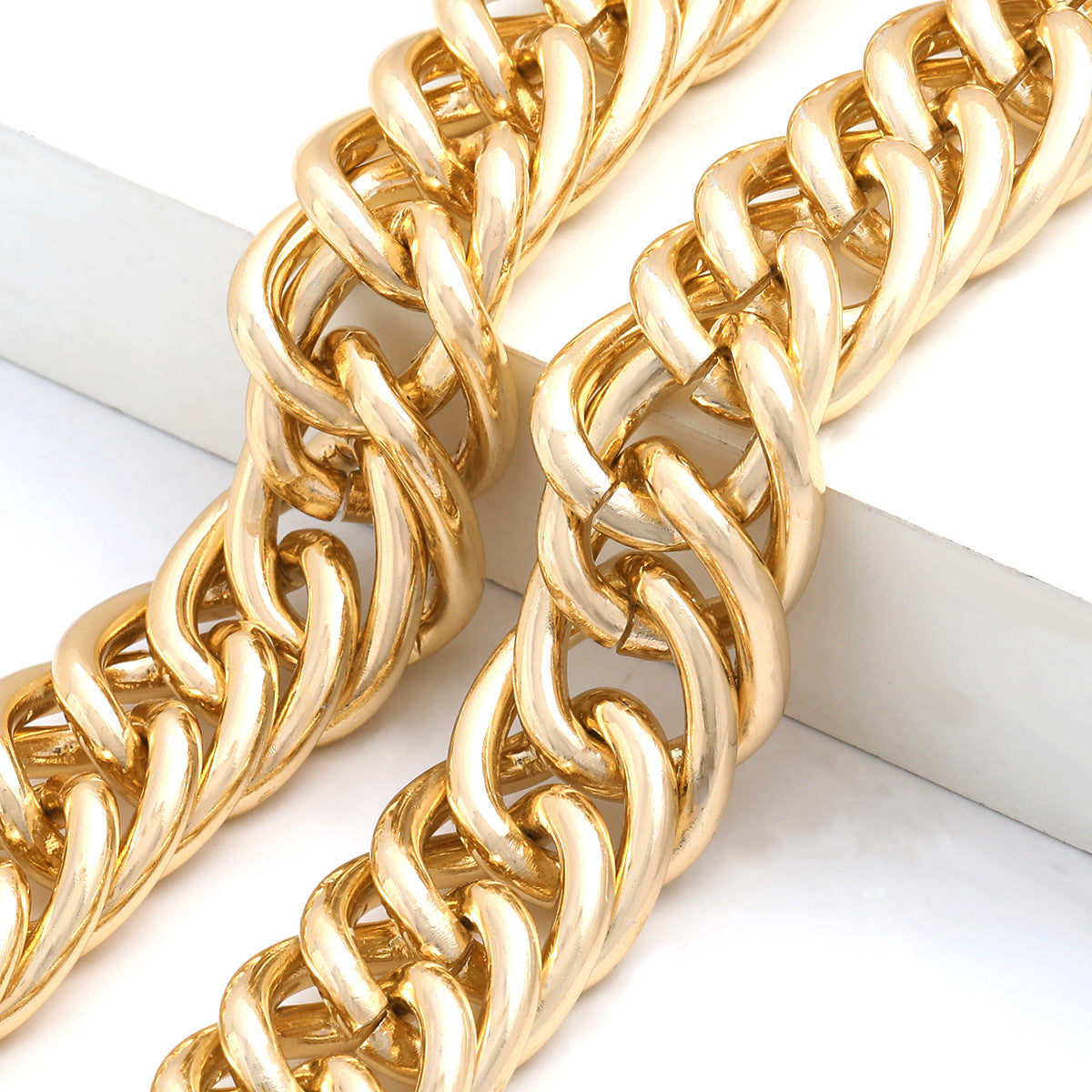 Shiny chain-like alloy necklace sweater chain