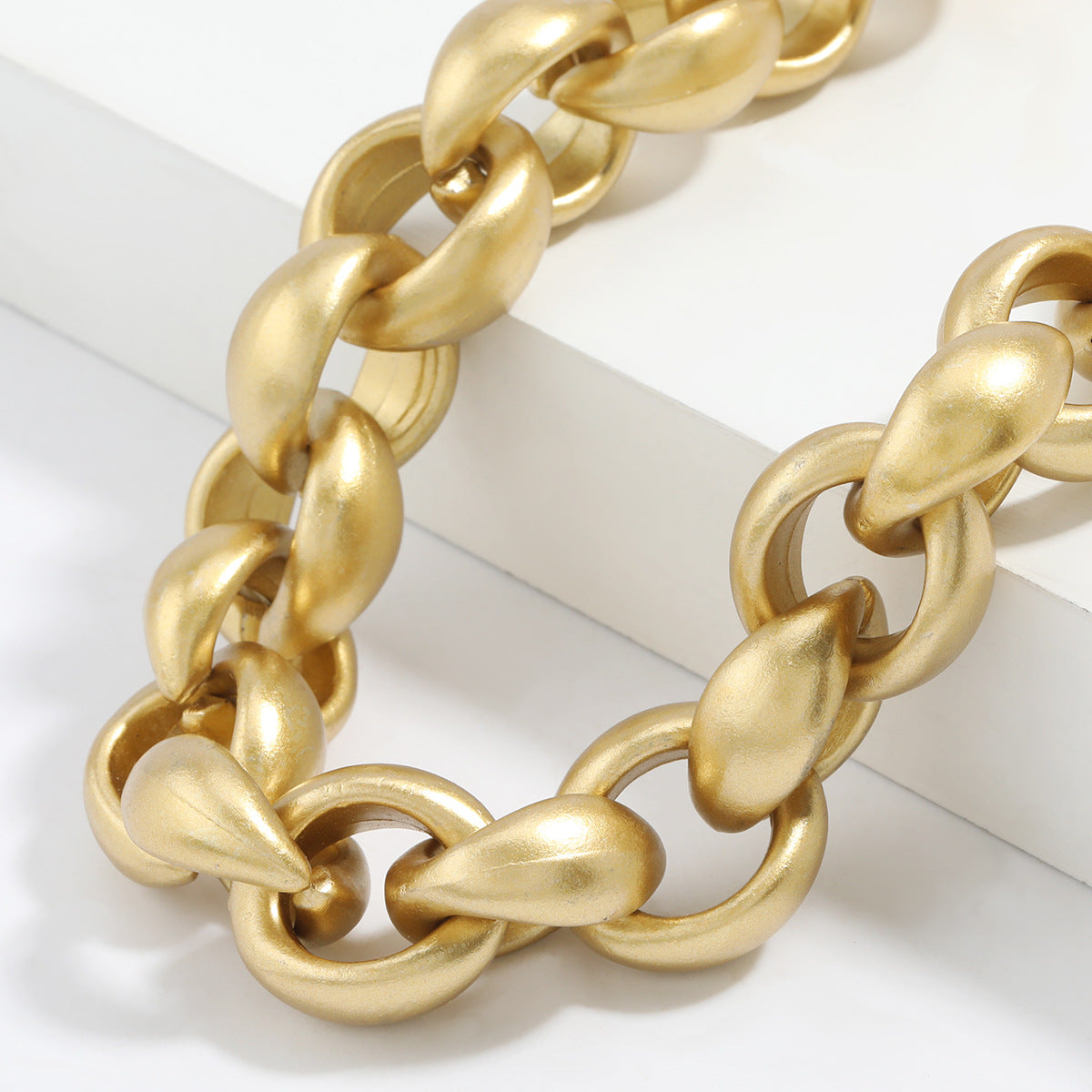 Shiny chain-like alloy necklace sweater chain