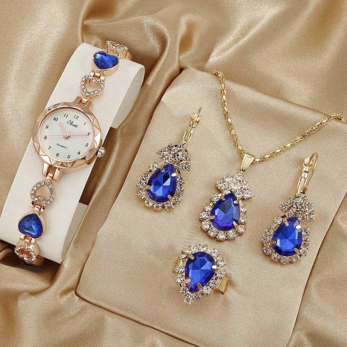 Women's Simple Disc Light Luxury Quartz Bracelet Jewelry Watch - Aureate Aura